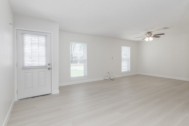 Photo - 1007 Cedar St