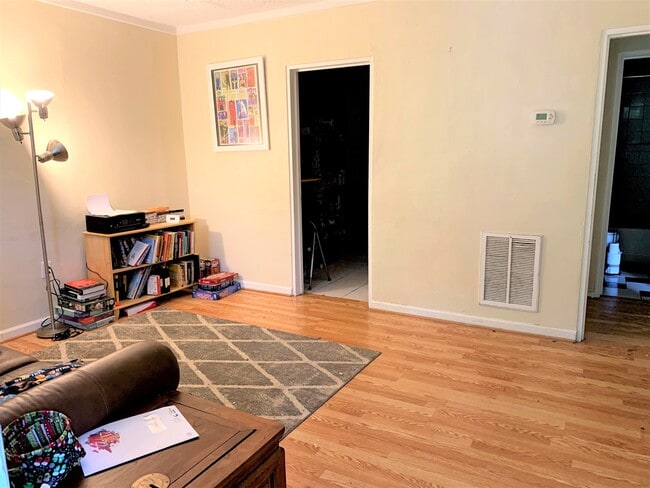 Photo - 1036 State St NW Unit B