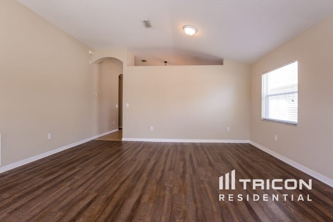 Photo - 2233 Roanoke Springs Dr