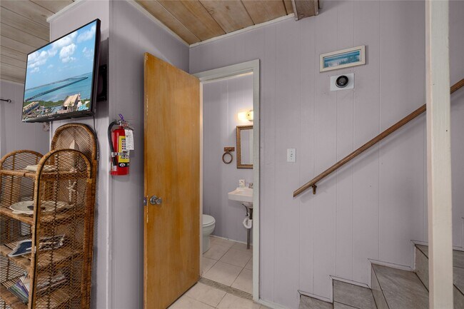 Photo - 2615 Gulf Blvd Unit NW