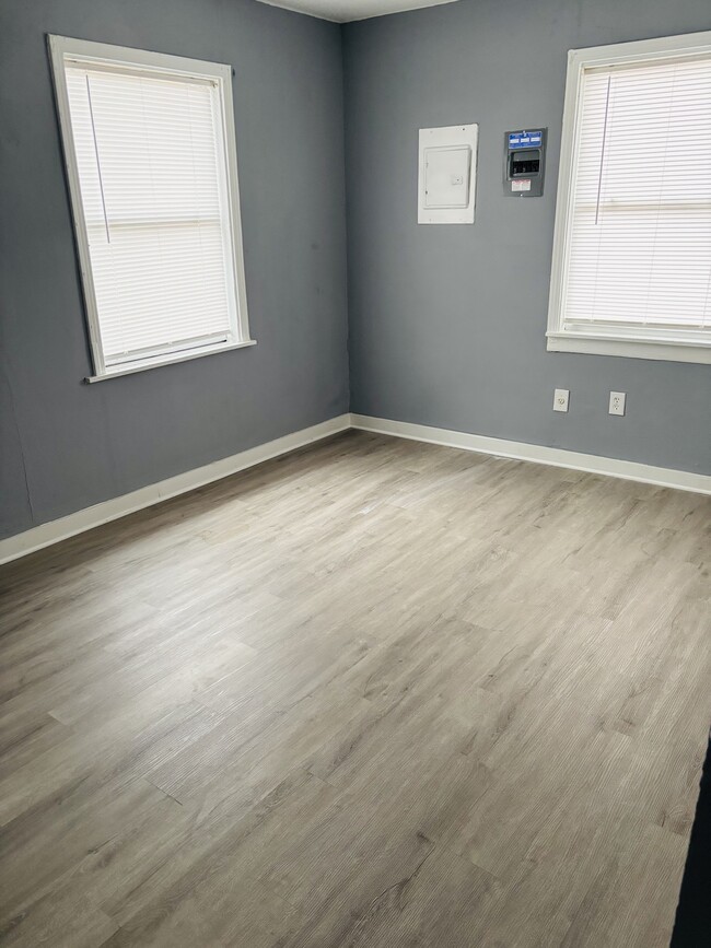 Photo - 1014 N Monroe Ave