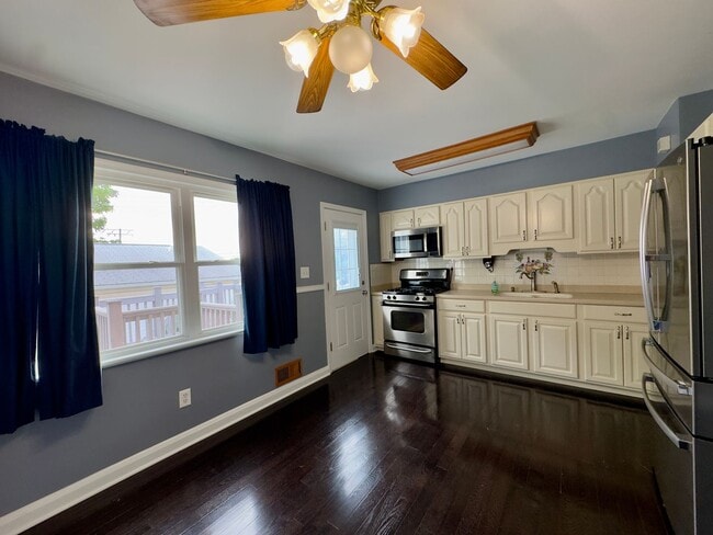 Photo - 1251 S Grantley St