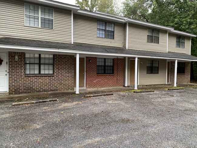 Photo - 29 Woodmont Dr Apartments Unit B