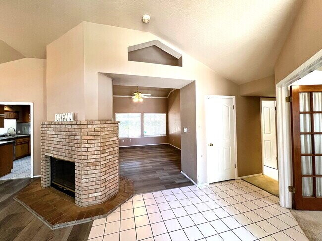 Photo - Spacious 4 Bed / 2 Bath Home with Loft, Fireplace & Beautiful Outdoor Entertaining Area!