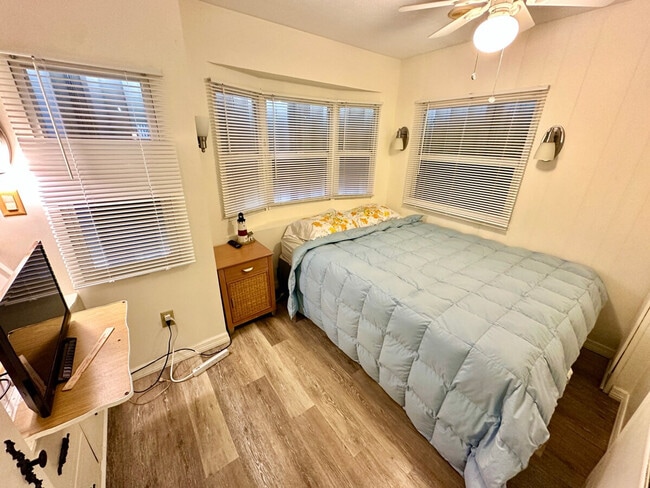 Photo - 2085 Nettles Blvd Unit SI ID1579493P