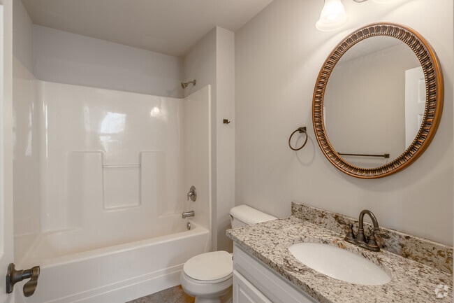 3BR, 2.5BA - 1,900SF - 2nd Bathroom