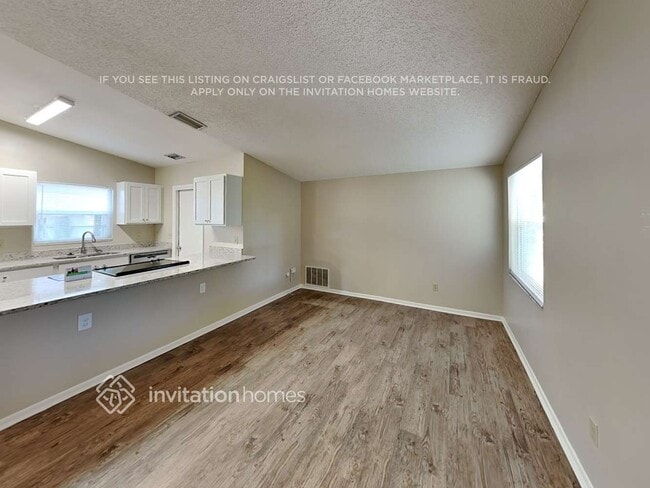 Photo - 7433 Betty St