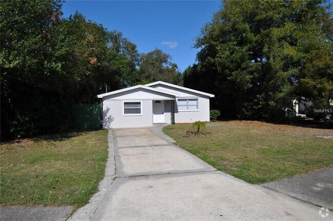 Building Photo - 1702 Holly Rd Rental