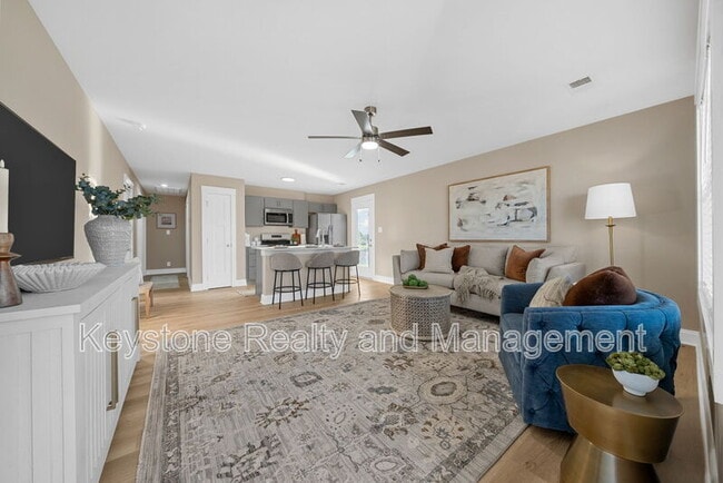 302 Wisteria Ln
