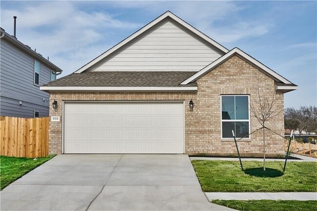 Photo - 816 Durness Dr