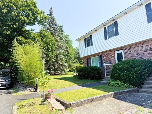 Photo - 25 Clark St Townhome