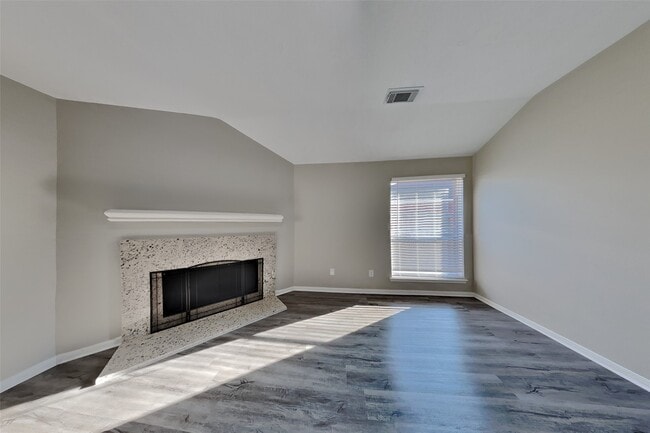 Photo - 10726 Perigrine Dr