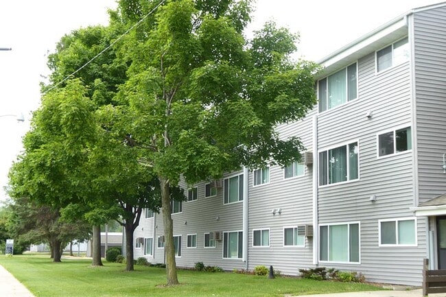 TwentyFirst Ave