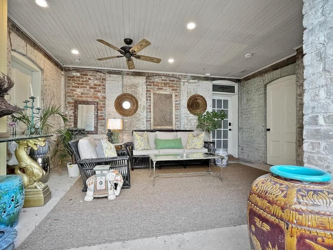 Photo - 9 W Gordon St Unit ID1244817P