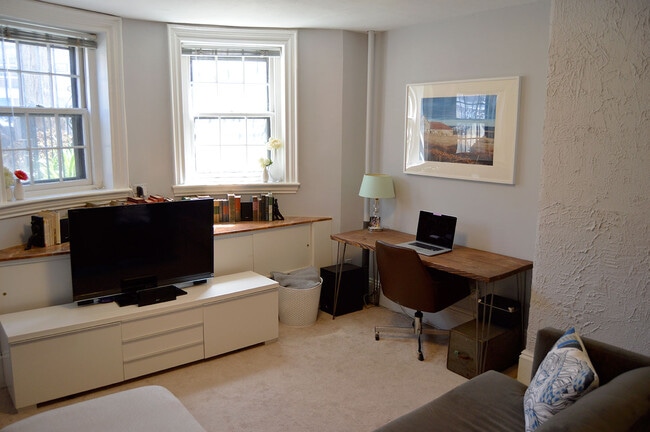 Photo - 87 Warren Ave Unit 0