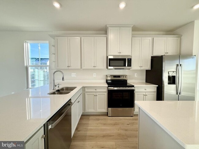 Photo - 9366 Tanfield Dr