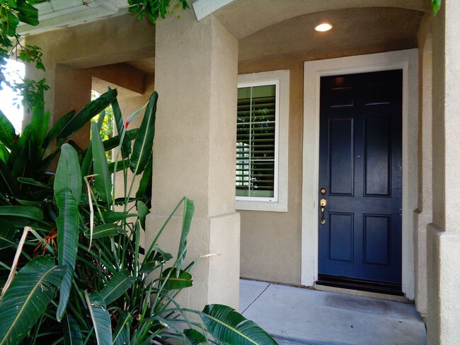 Building Photo - 3 Bed 3 Bath Remodeled House For Rent in Gated and Private Upland Community