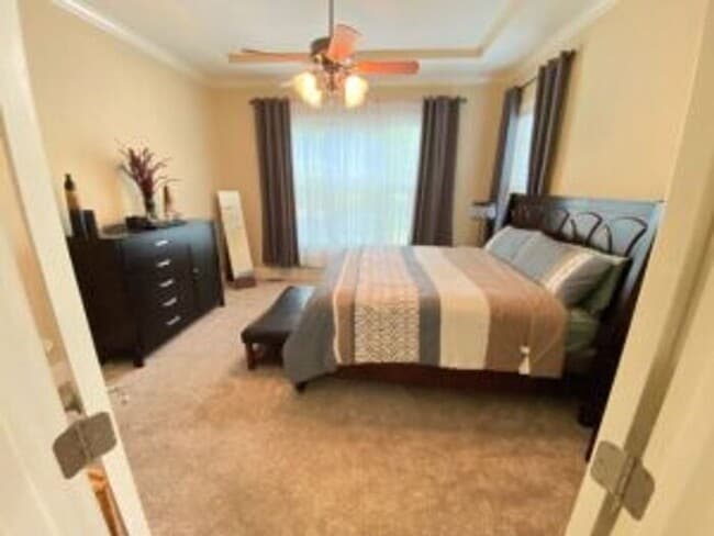 Photo - 200 N Cres Lake Way