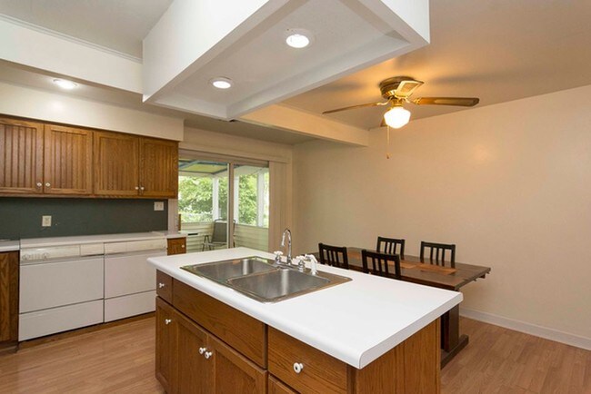 Photo - 1008 E Florida Ave