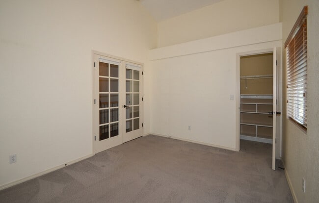 Photo - 5922 Wolf Village Dr