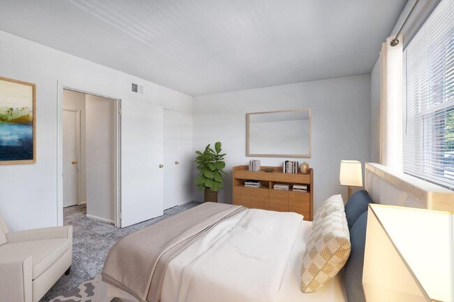 Photo - Longview Apartment Homes