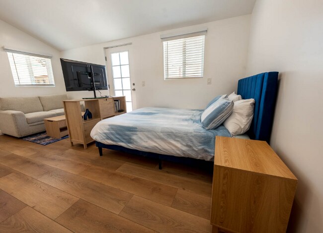 Photo - 3668 5th Ave