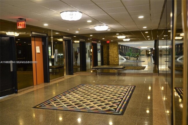 Photo - 5555 Collins Ave Unit 4A