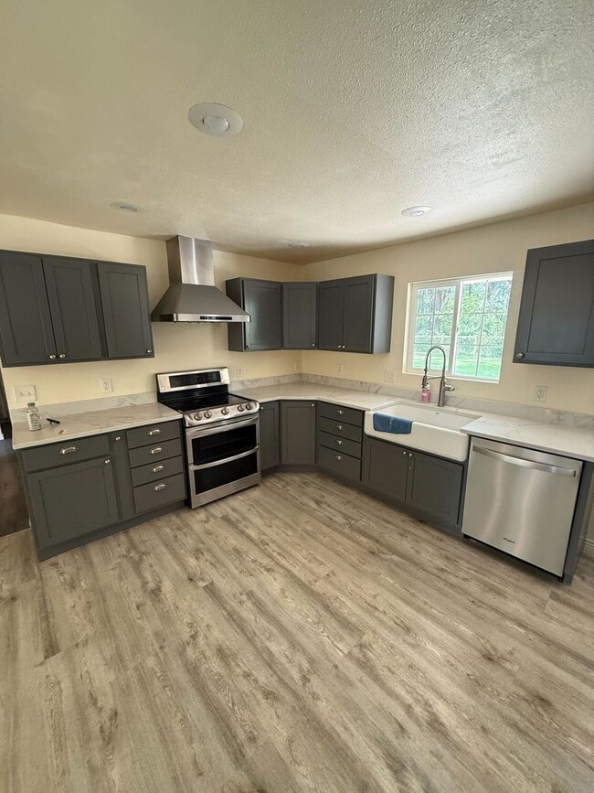 Photo - 1533 3rd Ave W Unit Main House