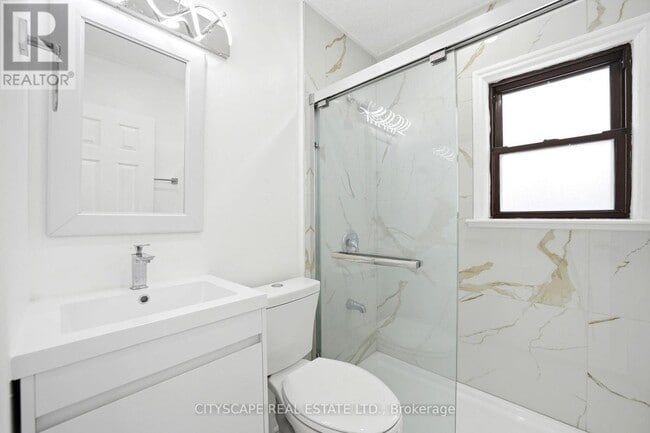 Photo - 759 Midland Ave