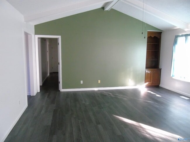 Photo - 166 Camille St