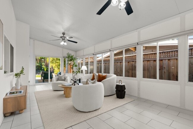 Photo - 786 Lakewood Dr