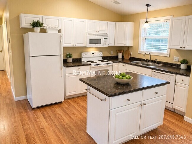 Photo - 215 Pine St Unidad A