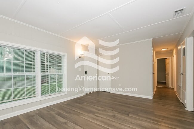 Photo - 129 Royal Ct