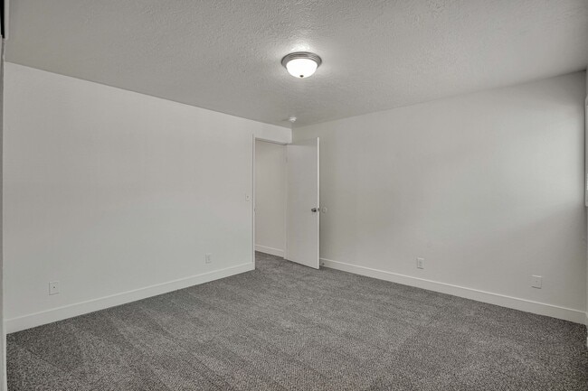 #329 MAPLE VIEW APARTMENTS