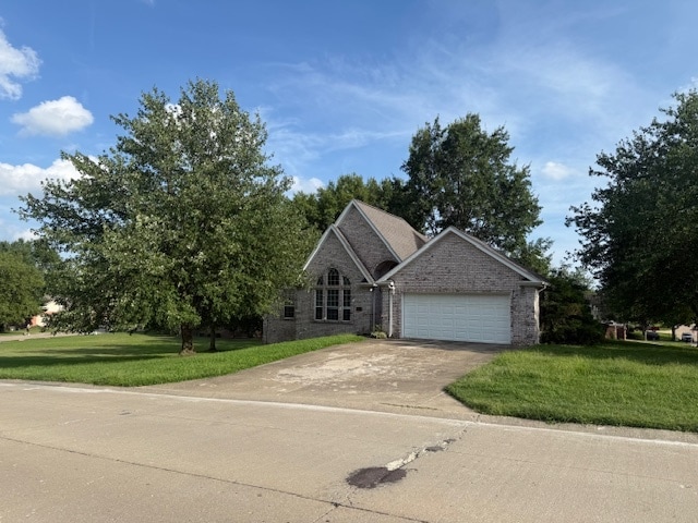 Building Photo - 1621 Greenbrier Dr Rental