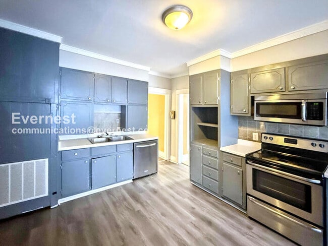 Photo - 1629 16th Ave S