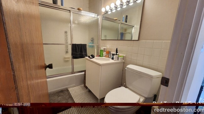 Photo - 24 Fuller St Unidad 406