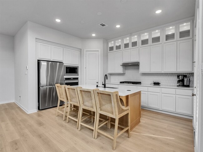 Photo - 19707 Curved Steel Dr