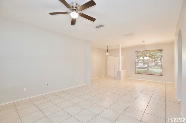 Photo - Beautiful 3/2 Spacious Home with a Large B...