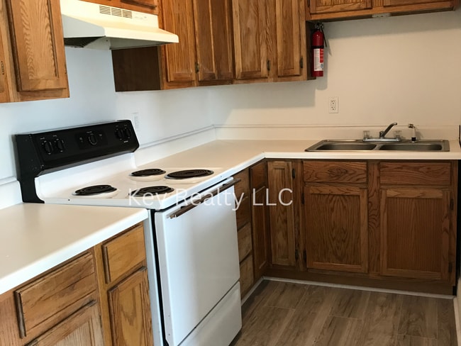 Photo - 8197 U. S. Hwy 71