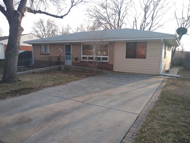 Building Photo - 3 bedroom Westminster home for rent