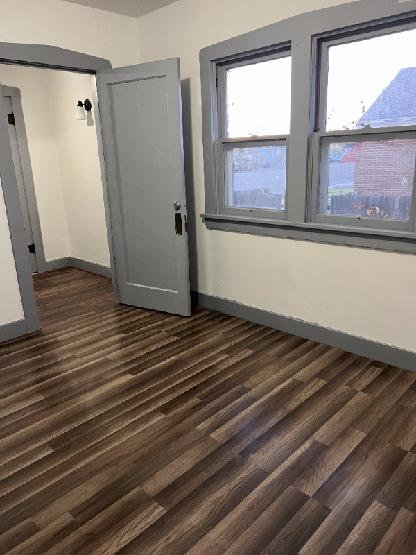 Building Photo - 8671 S State St Rental
