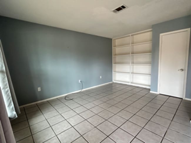 Photo - Gulfport rental