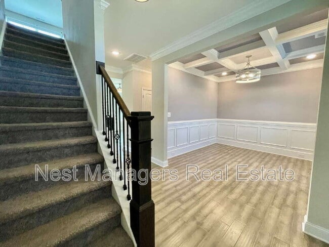 Photo - 5344 Debut Ave