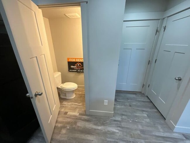 Photo - 2 bedroom 2 1/2 bath 2 car Garage dog friendly.