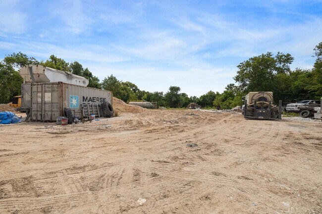 Photo - 1450 Mesquite St