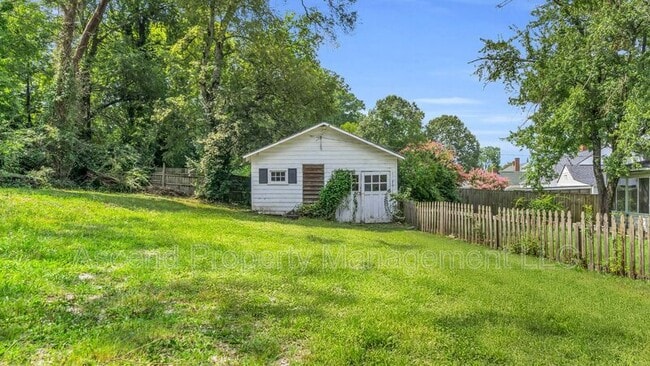 Photo - 406 Osborne Dr