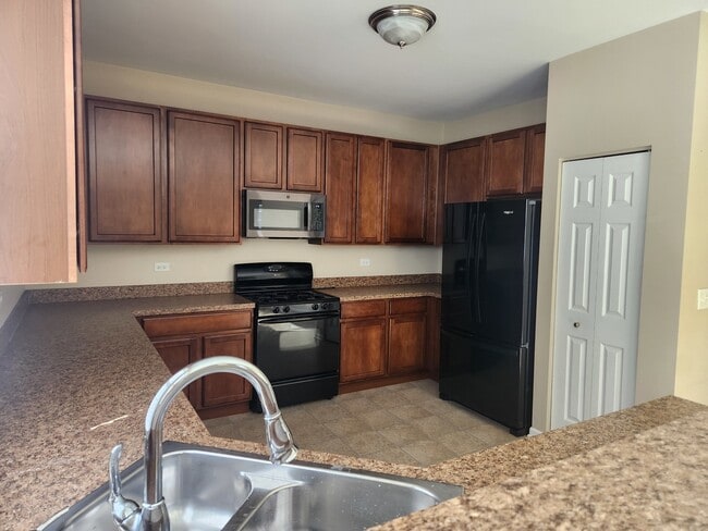 Photo - 8100 Shady Oak Rd