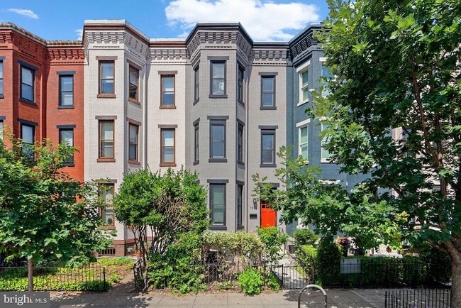 Building Photo - 1932 15th St NW Rental