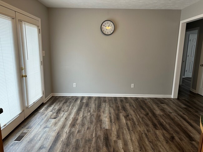 Photo - 27 Channing Loop